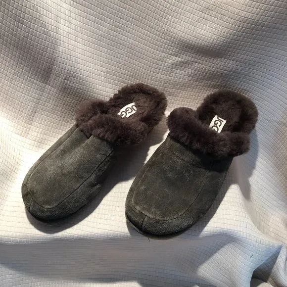 Ugg Kalie women brown nubuck clogs, leather sheepskin, 8