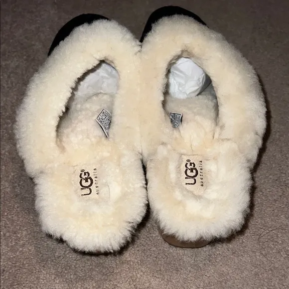 UGG Kalie Women's Black and Cream Shearling Clogs