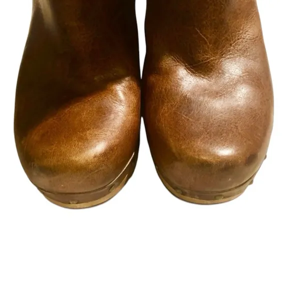 UGG Lynnea Il Ankle Boot in Chestnut Size 8