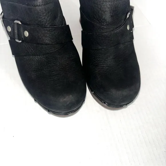 UGG Natalee Wedge Clogs Black Suede Leather Studded Fur Lined Women’s Size 6