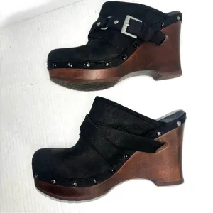 UGG Natalee Wedge Clogs Black Suede Leather Studded Fur Lined Women’s Size 6