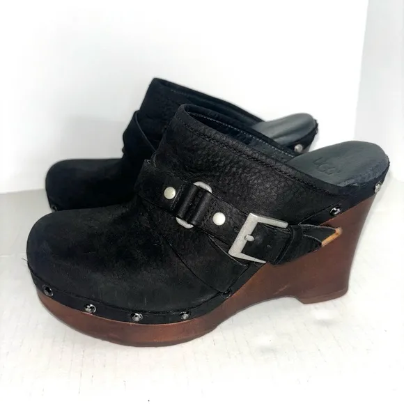 UGG Natalee Wedge Clogs Black Suede Leather Studded Fur Lined Women’s Size 6