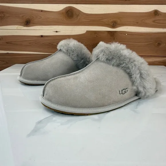 UGG Scuffette II Slippers Cozy Sheepskin Suede Mules Gray Women's Size 9
