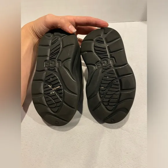 UGG Sport Yeah Platform Clogs Black Toddler Size 9