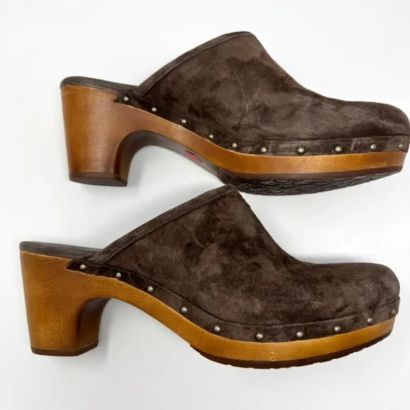UGG Women's Abbie Brown Suede Clogs