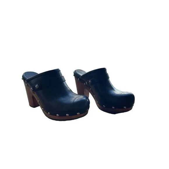 UGG Womens Black Sheepskin Lined Slip On Leather Studded Block Heel Clogs Size 6