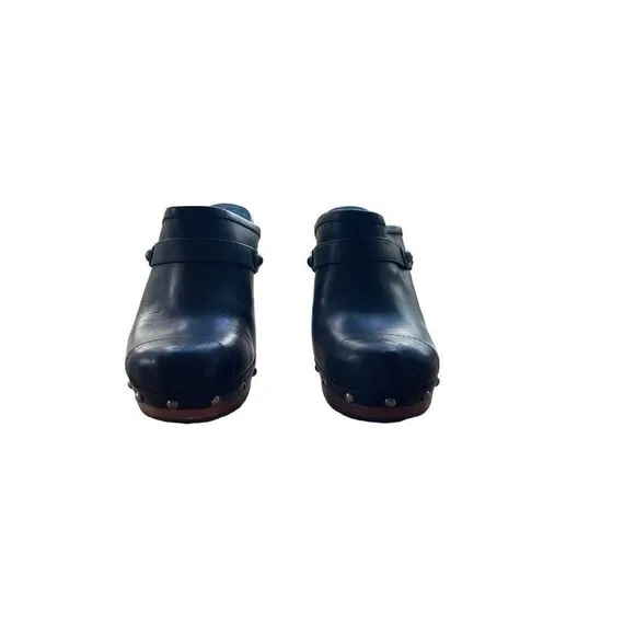 UGG Womens Black Sheepskin Lined Slip On Leather Studded Block Heel Clogs Size 6