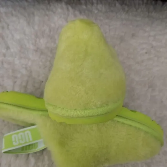 UGG Fluff Yeah Girls Clogs Slippers in Key Lime