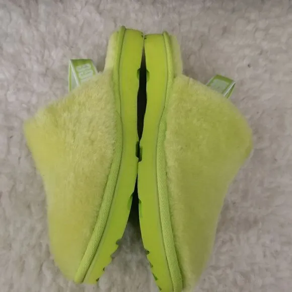 UGG Fluff Yeah Girls Clogs Slippers in Key Lime