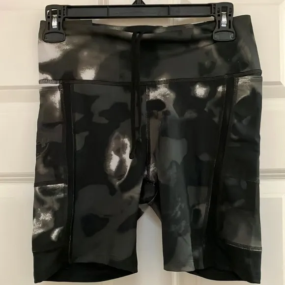 Under Armour Athletic/Athleisure Comp. Shorts, M, NWT!