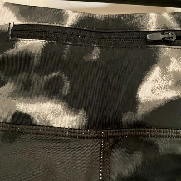 Under Armour Athletic/Athleisure Comp. Shorts, M, NWT!