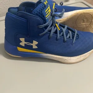 Under Armour Curry 3 Basketball Shoes High Top Blue Yellow Mens Size