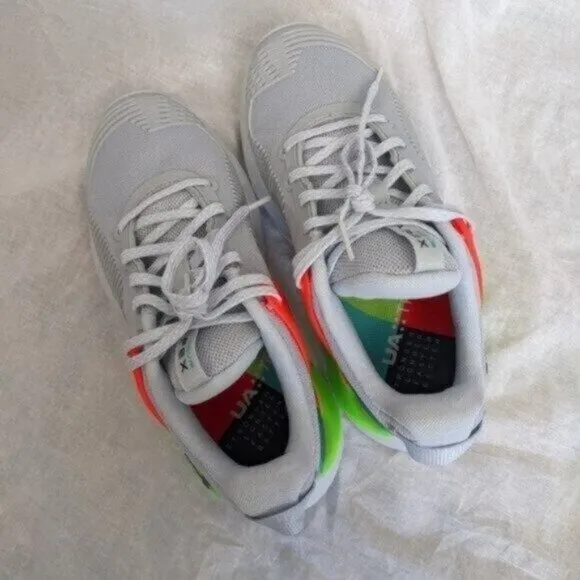 Under Armour HOVR Apex Grey Orange Size 6 Women