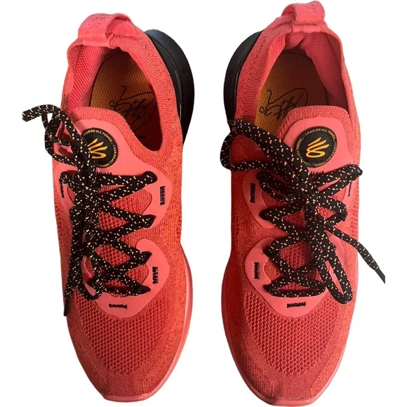 Under Armour UA Curry Flow Go Running Shoes 3023814-604 Size 7.5 Coral