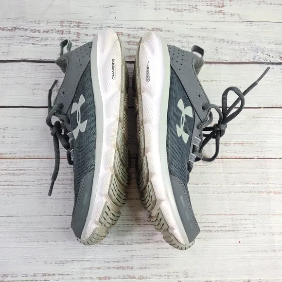 Under Armour Womens Charged Assert Gray Running Shoes Sneakers Size 7.5