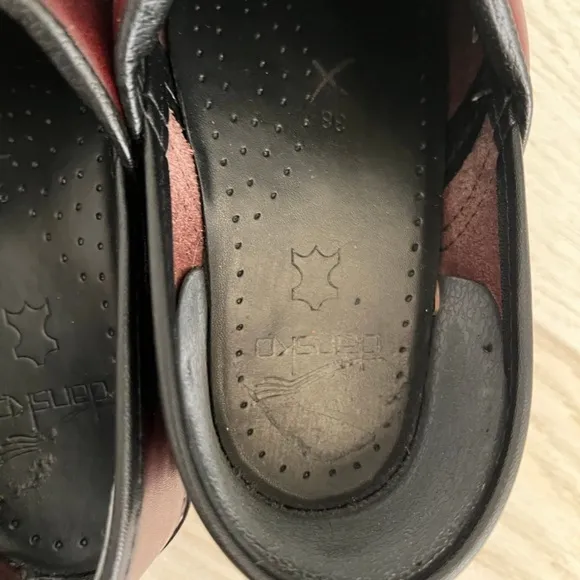 Unisex Dansko Brown Leather Clogs