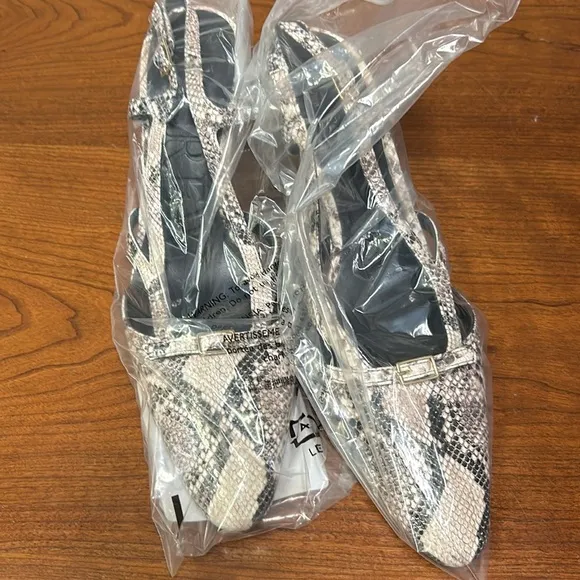 Used J Crew Made-in-Spain Jules slingback pumps in snake-embossed leather CC065