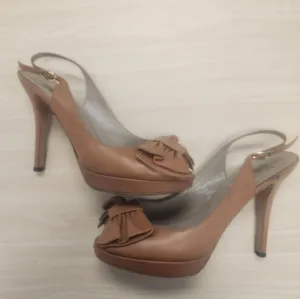 Valentino 37