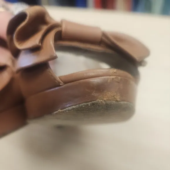 Valentino 37