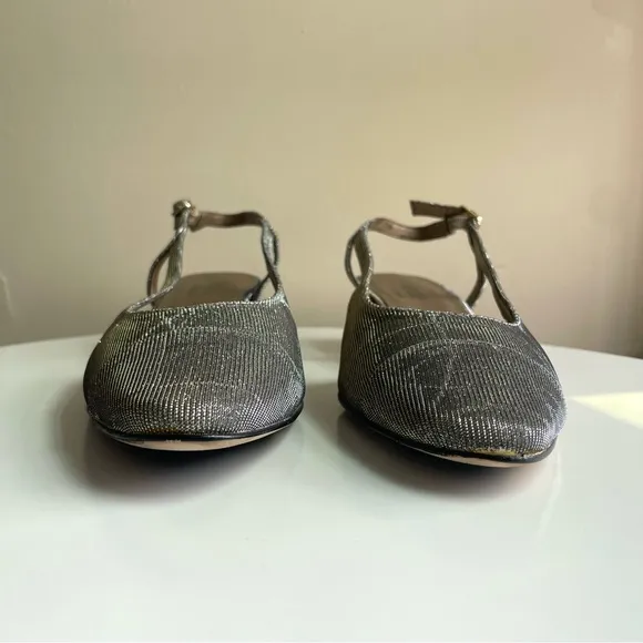 Vaneli Aliz Slingback Heels in Platinum Nizza Metallic Size 9