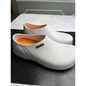 VANGELO PROFESSIONAL NURSE DOCTOR CHEF WHITE SLIP ON SHOES MEN’S SIZE 13