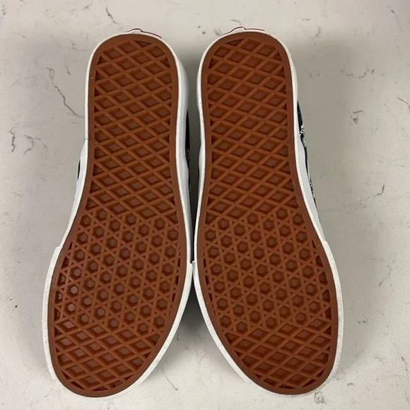 Vans Slip-Ons Flash Skulls Unisex Men’s 3.5 - Women’s 5 worn 4-5 times