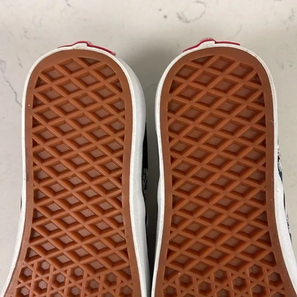 Vans Slip-Ons Flash Skulls Unisex Men’s 3.5 - Women’s 5 worn 4-5 times