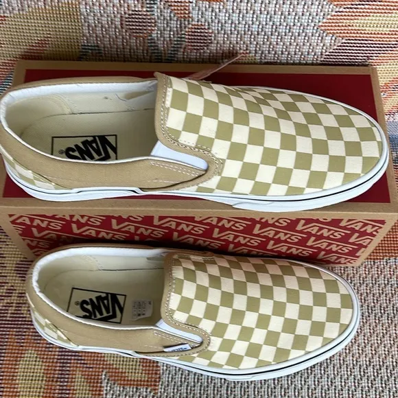 Vans WMNS Classic Slip-OnCheckerboard Taos TaupeVN0A5A08YUUSneakers