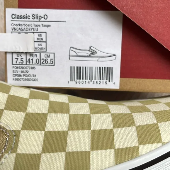 Vans WMNS Classic Slip-OnCheckerboard Taos TaupeVN0A5A08YUUSneakers