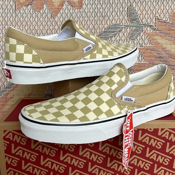 Vans WMNS Classic Slip-OnCheckerboard Taos TaupeVN0A5A08YUUSneakers