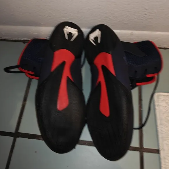 Venum Contender Men's Boxing Shoes - Navy Blue/Red Size 12.5