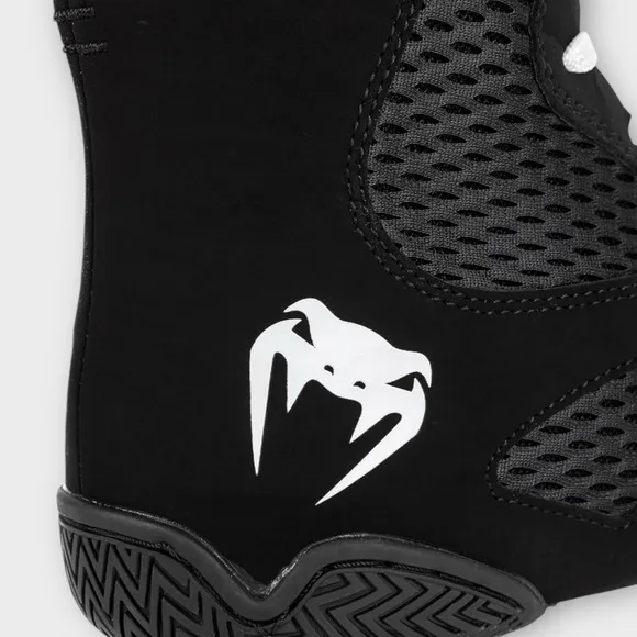 Venum High-Top Boxing Shoe Black White Size 11.5 Women’s US