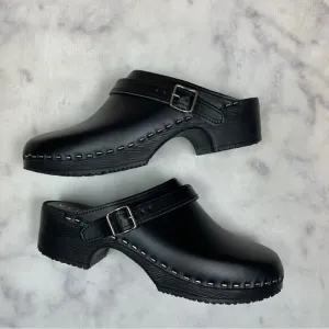Verka Black Leather Professional Clogs