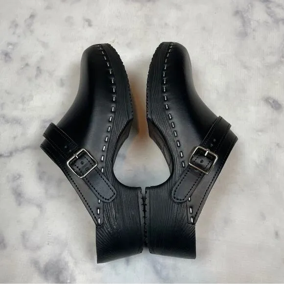 Verka Black Leather Professional Clogs