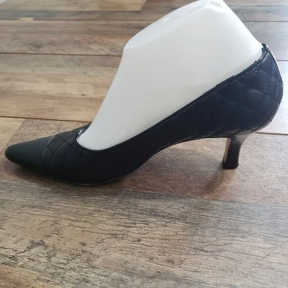 Vero Curio Black Leather Quilted Patent Leather Toe Kitten Heel Pumps 7