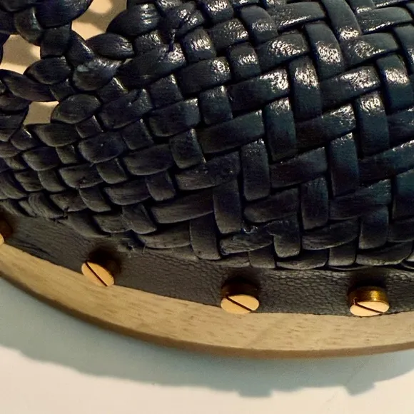 Veronica Beard Black Woven Mules perfect summer clogs