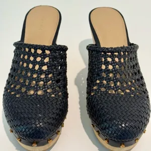 Veronica Beard Black Woven Mules perfect summer clogs
