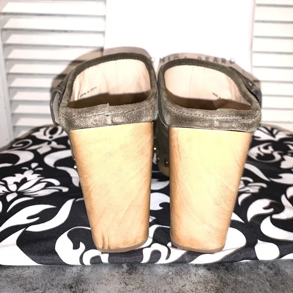 Veronica Beard Dacey Buckle Chunky Heel Clogs Mule Size 7.5