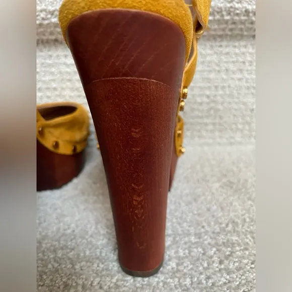 Veronica Beard Mustard Suede Wooden Heeled Gold Studded Platform Clogs Shoes