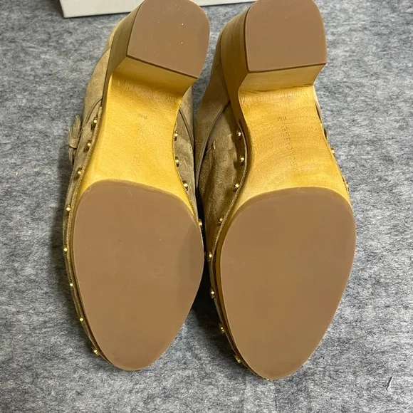 Veronica Beard Tan Mules with Wooden Heel