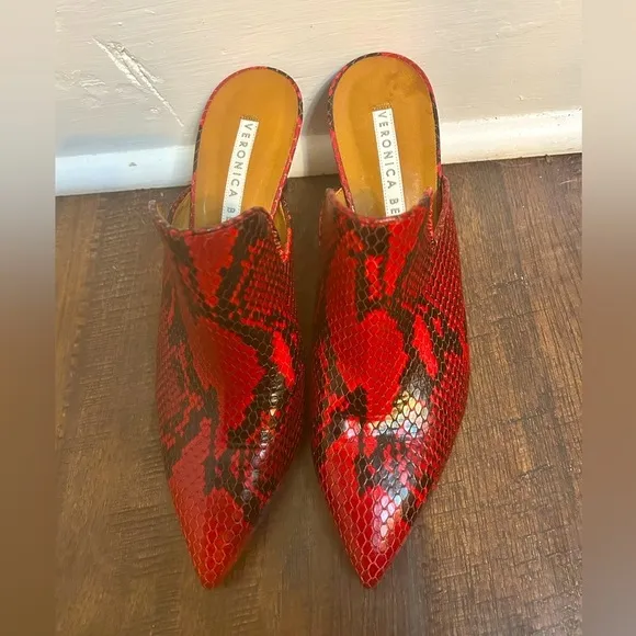 Veronica Beard Womens 8 Pearla Snake Embossed‎ Italian Leather Red Black Mules