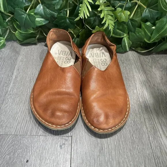VIBAe Roma Unisex Slip On Shoe 38 Round  Slip-On Flat Mules Leather Cognac