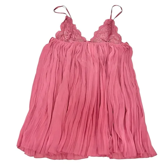 Victoria’s Secret Very Sexy Pleated Babydoll Slip Dress Lingerie Pink Size M NEW