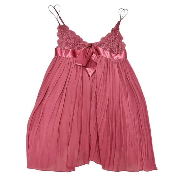 Victoria’s Secret Very Sexy Pleated Babydoll Slip Dress Lingerie Pink Size M NEW