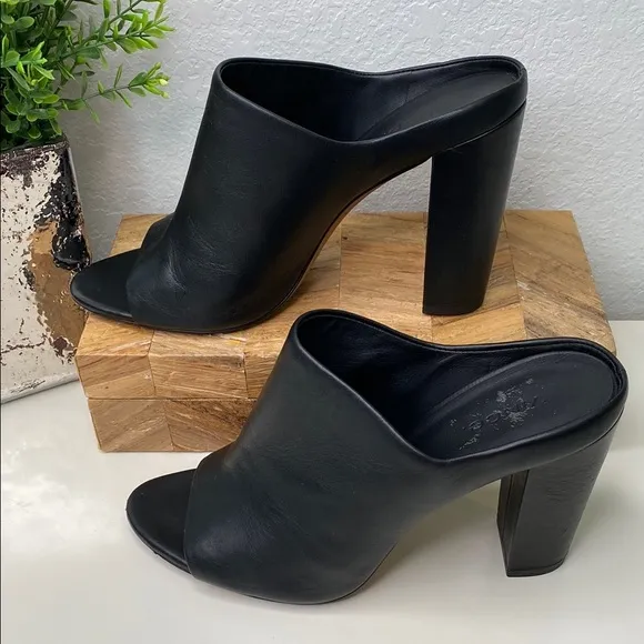 Vince Aloral Heeled Leather Mules Black Size 11