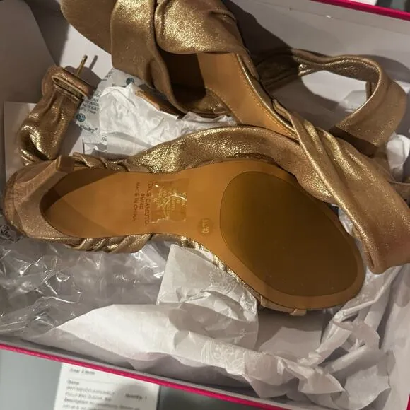 Vince Camuto Anyria Slingback Heels Beige Egyptian Gold Metallic Size 9M NWB