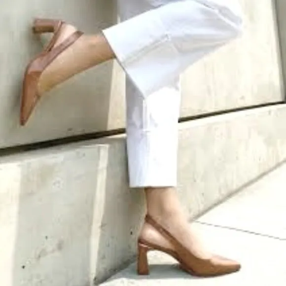 VINCE CAMUTO Patent Leather Hamden Slingback Heels in Chai Latte
