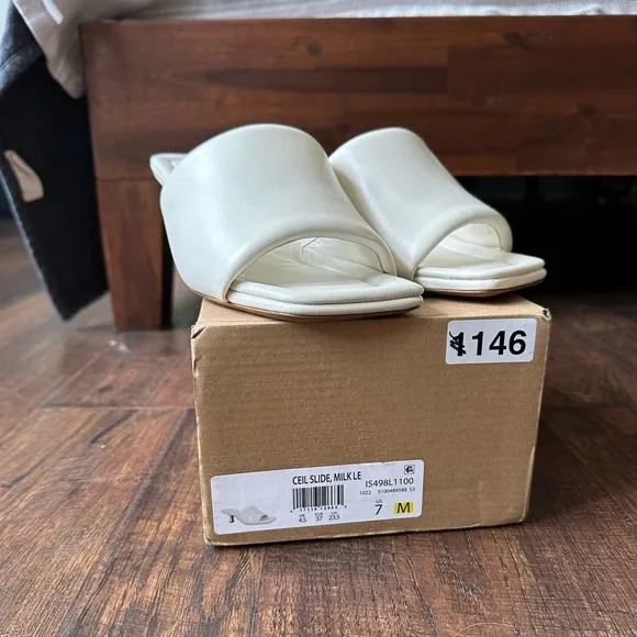 Vince |  Ceil Mule