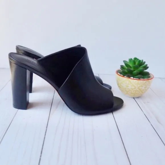 VINCE Hanna Block Heel  Slip-on Black Leather Minimalist Sexy Dom Shoe Size 10