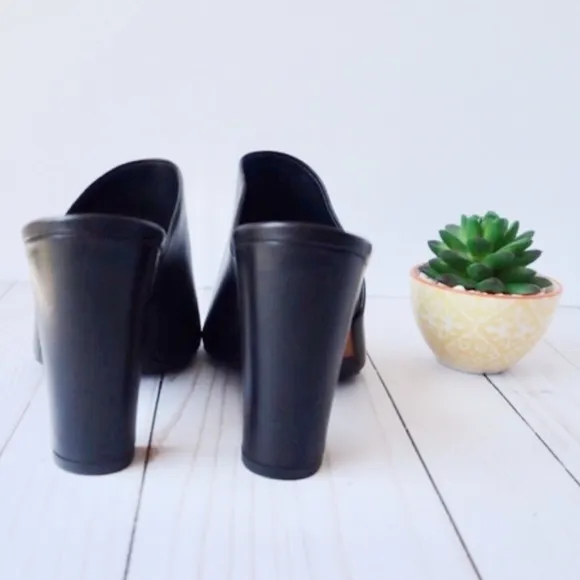 VINCE Hanna Block Heel  Slip-on Black Leather Minimalist Sexy Dom Shoe Size 10